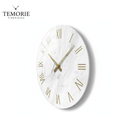 Relógio de Parede Mármore Branco com Ponteiros Dourados – Silencioso e Moderno
